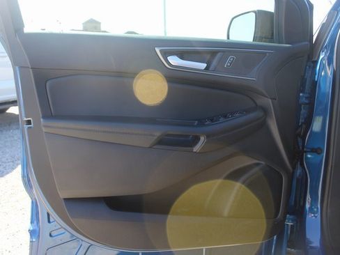 New 2024 Ford Edge SE image 6