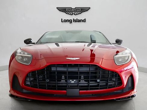 Used 2025 Aston Martin DB12 Convertible RWD image 3