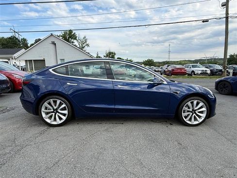 Used 2018 Tesla Model 3 Long Range RWD image 6