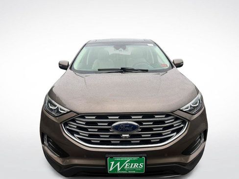 Used 2019 Ford Edge Titanium w/ Equipment Group 301A AWD/4WD image 9