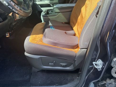 Used 2017 RAM 1500 Big Horn image 2