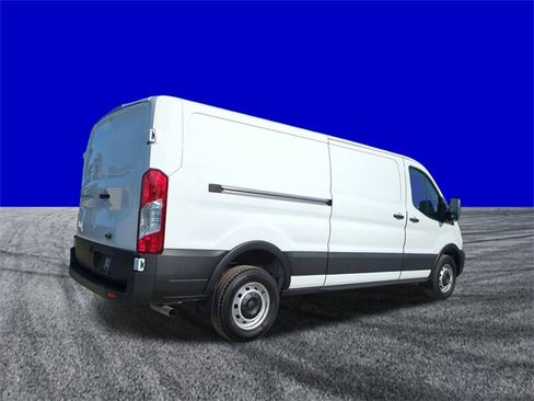 Certified 2025 Ford Transit 150 Low Roof image 4