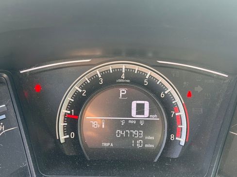 Used 2018 Honda Civic LX image 8