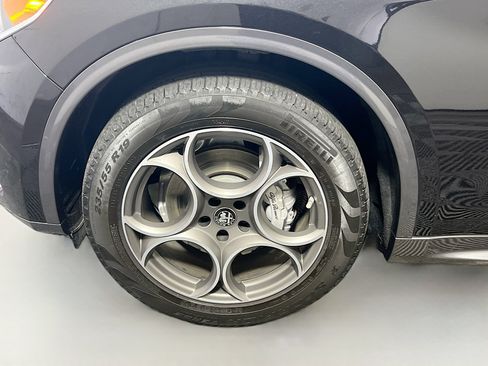 Used 2022 Alfa Romeo Stelvio Ti w/ Active Assist Plus Package image 13