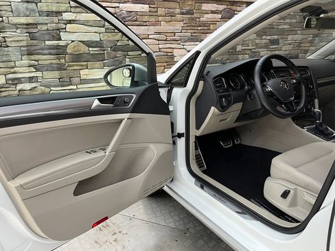 Used 2019 Volkswagen Golf Alltrack SE AWD/4WD image 54
