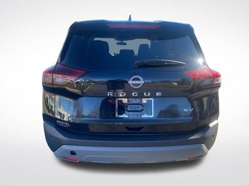 Used 2023 Nissan Rogue SV image 6