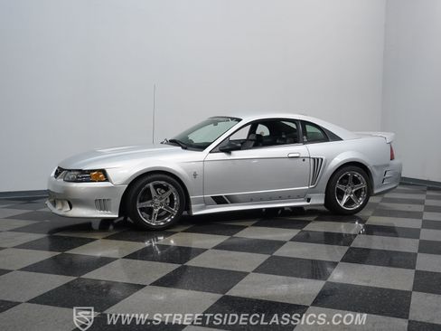 Used 2001 Ford Mustang GT RWD image 7