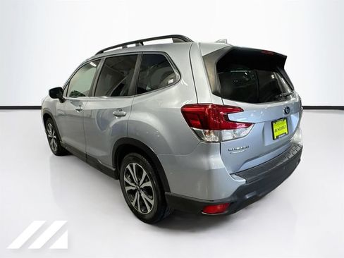 Used 2020 Subaru Forester Limited AWD/4WD image 6