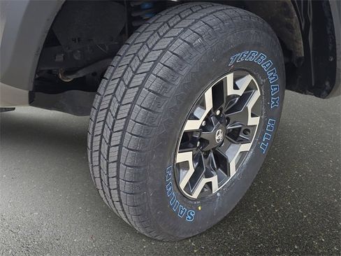 Used 2023 Toyota Tacoma TRD Off-Road image 34
