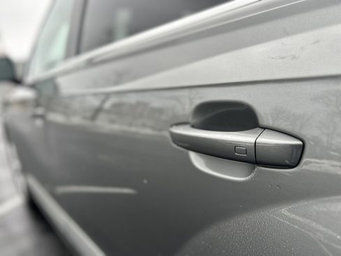 Used 2017 Audi Q7 3.0T Premium Plus w/ Premium Plus Package image 14