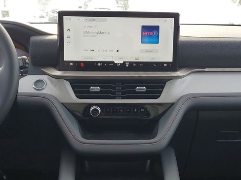 New 2026 Ford Explorer Active w/ Active Comfort Package image 27