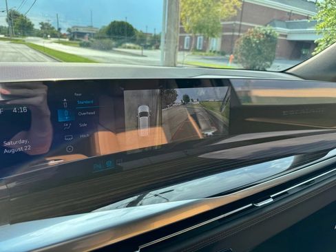 New 2026 Cadillac Escalade Luxury w/ Touring Package AWD/4WD image 34