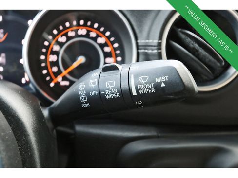 Used 2018 Jeep Wrangler Unlimited Sahara AWD/4WD image 22