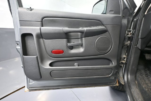 Used 2005 Dodge Ram 1500 Truck SLT w/ Sport Appearance Group AWD/4WD image 13