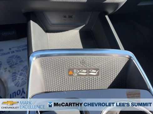 New 2026 Chevrolet Equinox LT w/ Convenience Package II AWD/4WD image 18