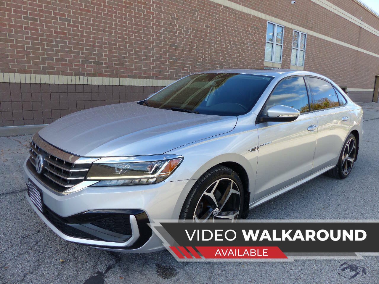 Used 2020 Volkswagen Passat 2.0T R-Line FWD image 1