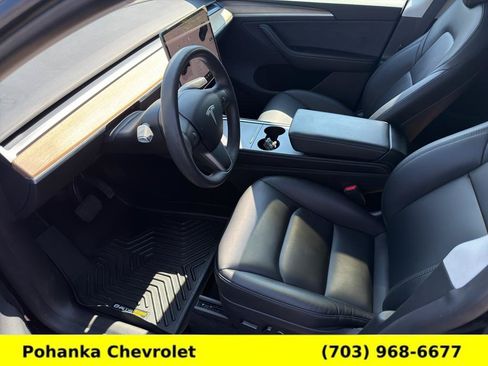 Used 2025 Tesla Model Y Long Range RWD image 19