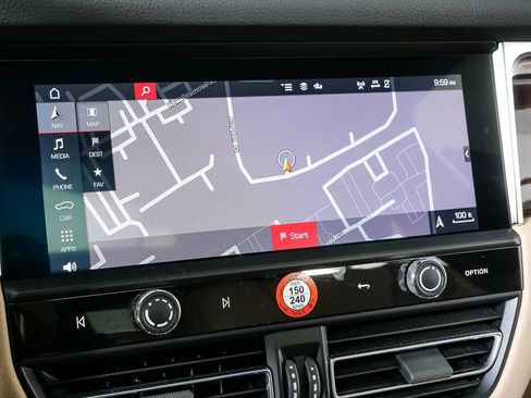 Certified 2023 Porsche Macan Turbo image 14