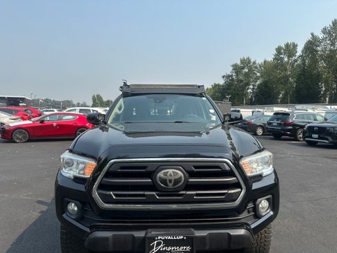 Used 2019 Toyota Tacoma SR5 AWD/4WD image 21