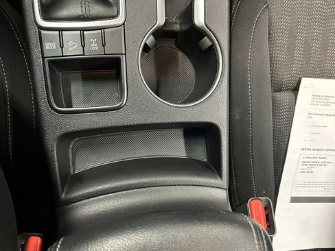 Used 2020 Kia Sportage LX image 36