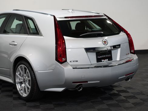 Used 2013 Cadillac CTS V image 15