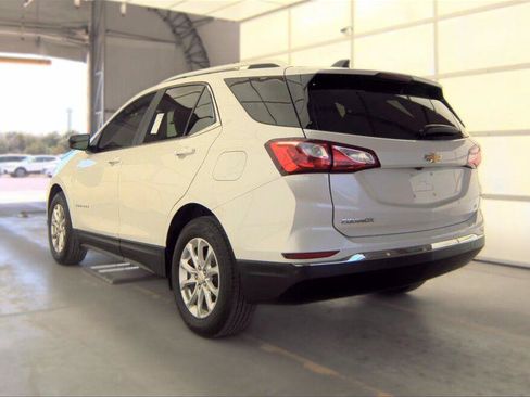 Used 2021 Chevrolet Equinox LT FWD image 11