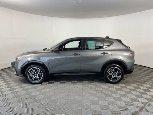 Used 2026 Alfa Romeo Tonale AWD/4WD image 4