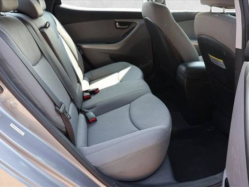 Used 2013 Hyundai Elantra GLS FWD image 25
