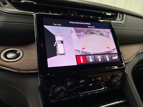 New 2025 Jeep Grand Cherokee L Summit image 24
