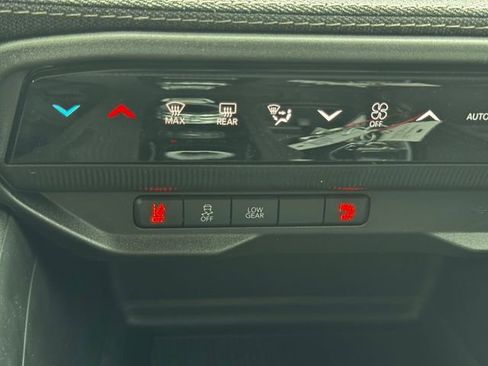 New 2026 Jeep Cherokee Laredo AWD/4WD image 35