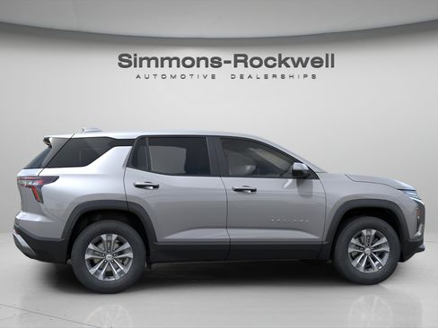 New 2026 Chevrolet Equinox LT w/ Safety and Technology Package AWD/4WD image 4