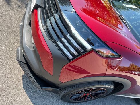 Certified 2025 Nissan Kicks SV FWD image 34