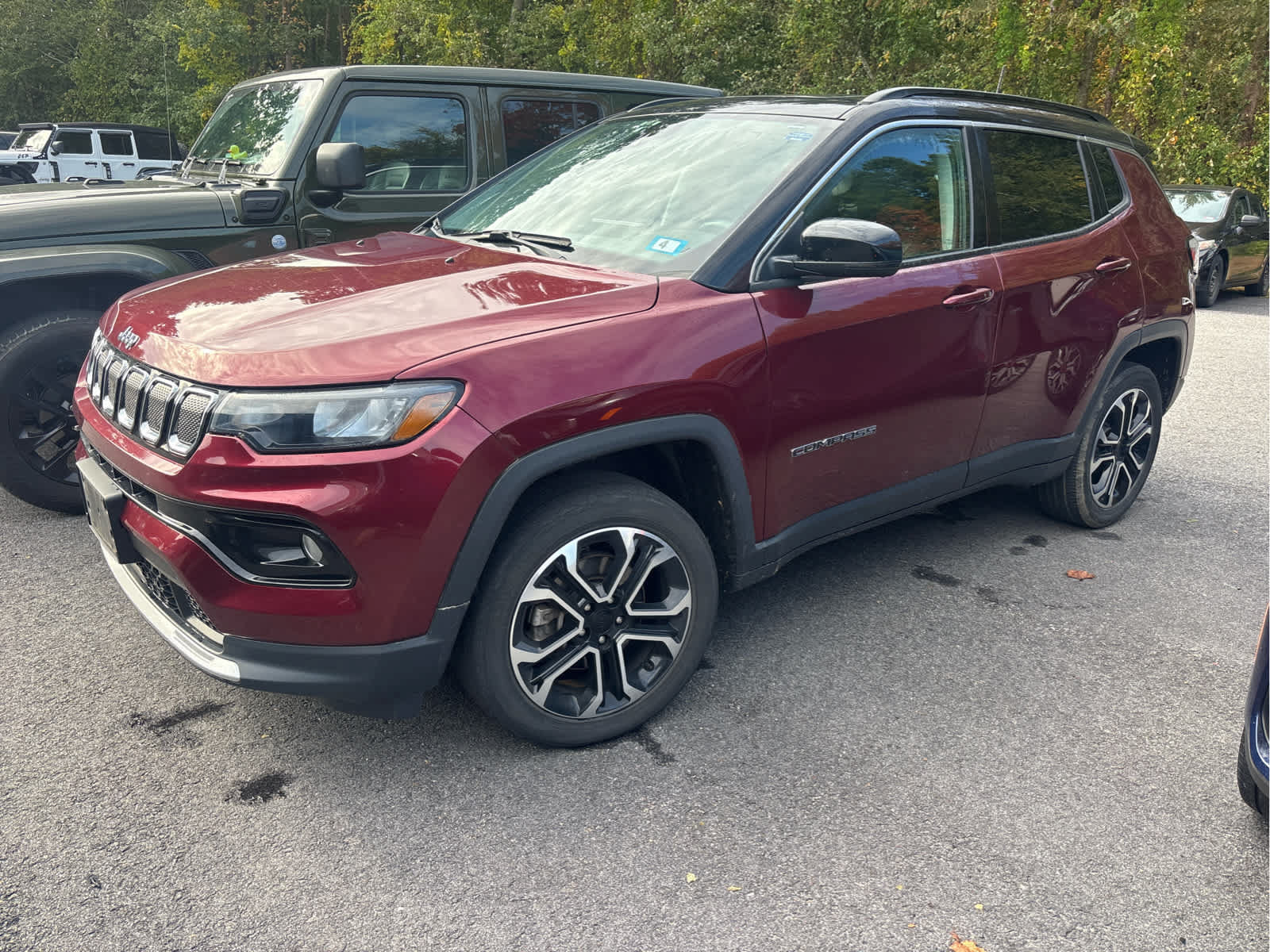 Used 2022 Jeep Compass Limited w/ Sun and Sound Group AWD/4WD image 1