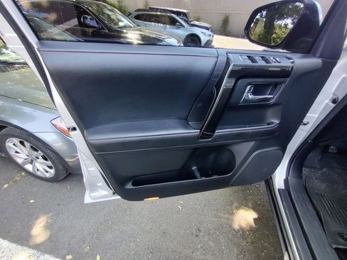 Used 2021 Toyota 4Runner TRD Off-Road Premium w/ Moonroof Package image 18