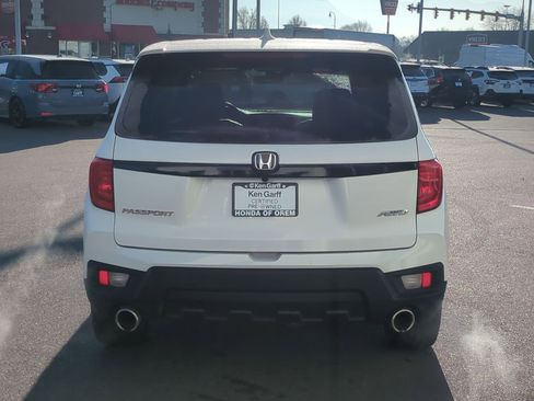Used 2024 Honda Passport EX-L image 7