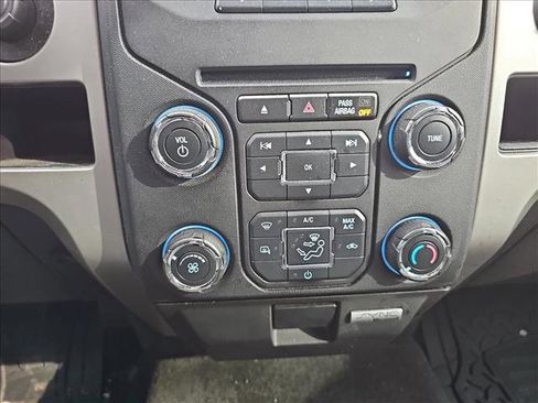 Used 2013 Ford F150 XLT w/ XLT Chrome Pkg image 18