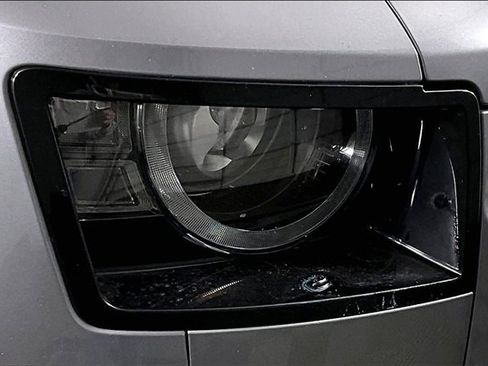 Used 2024 Land Rover Defender 110 S image 31