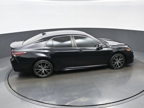 Used 2024 Toyota Camry SE FWD image 41