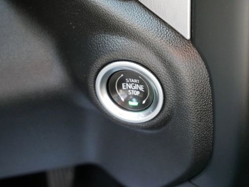 Used 2019 GMC Sierra 1500 SLT image 26