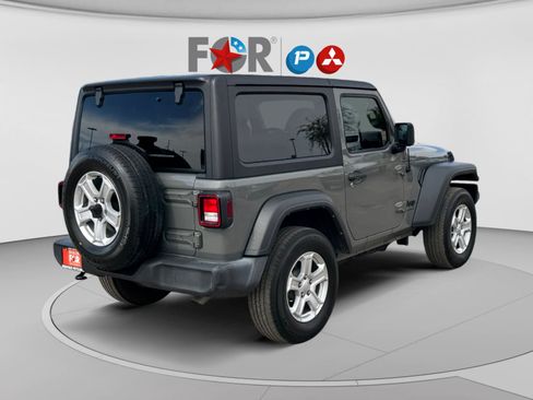 Used 2022 Jeep Wrangler Sport AWD/4WD image 5