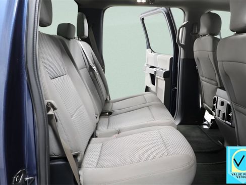 Used 2017 Ford F150 XLT w/ Equipment Group 302A Luxury image 28