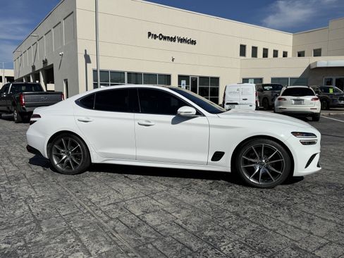 Used 2022 Genesis G70 2.0T w/ Prestige Package image 8