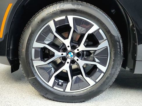 Used 2025 BMW X3 xDrive30i w/ Premium Package image 19