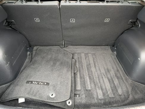 Used 2023 Kia Niro LX image 18