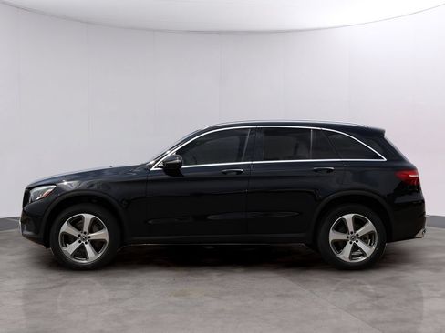 Certified 2019 Mercedes-Benz GLC 300 4MATIC image 4