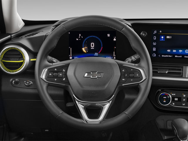 Used 2024 Chevrolet Trax LS w/ LS Convenience Package FWD image 8