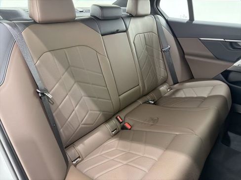 Used 2026 BMW 530i xDrive w/ Premium Package image 22