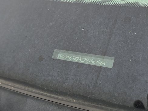 Used 2016 Kia Soul FWD image 3