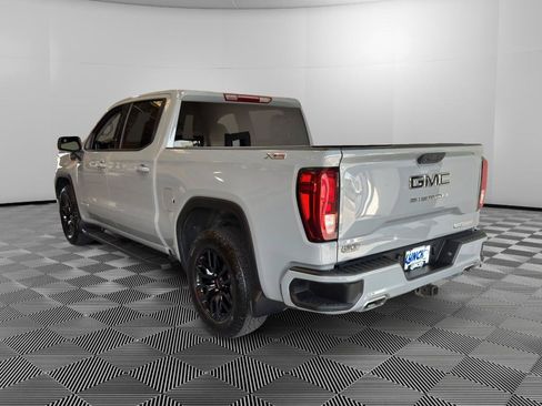 Used 2024 GMC Sierra 1500 Elevation AWD/4WD image 3