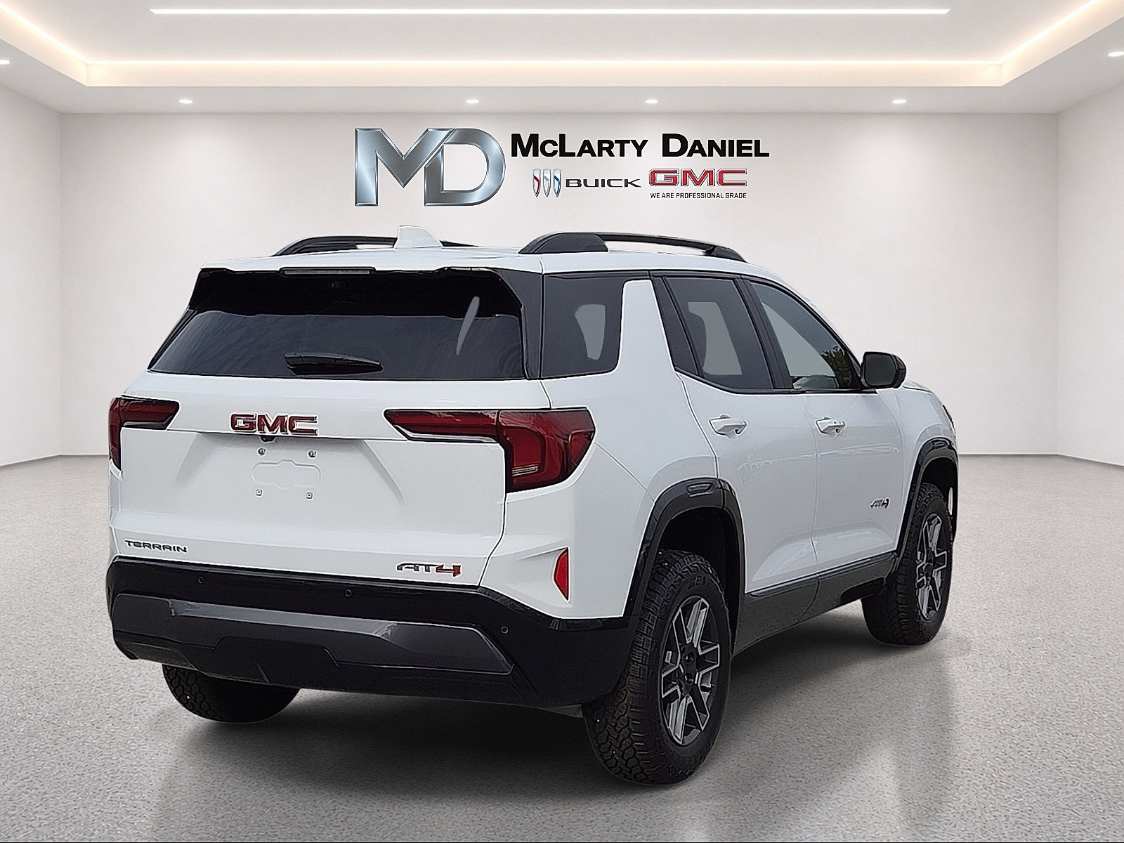 New 2027 GMC Terrain AT4 w/ Technology Package II AWD/4WD image 5